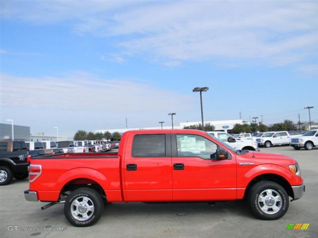 Race Red 2011 Ford F150 XLT SuperCrew Exterior Photo #59627355