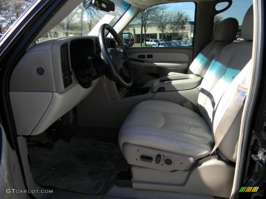Tan/Neutral Interior 2003 Chevrolet Suburban 1500 LT Photo #59627805