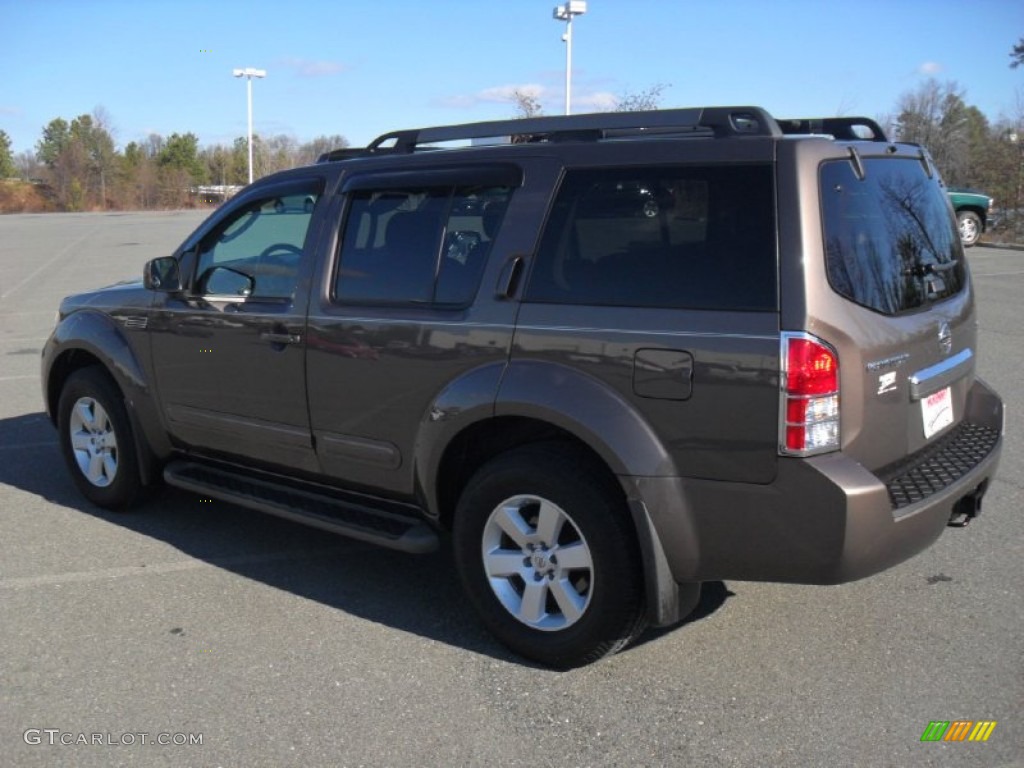 2008 Pathfinder SE - Mocha / Graphite photo #3