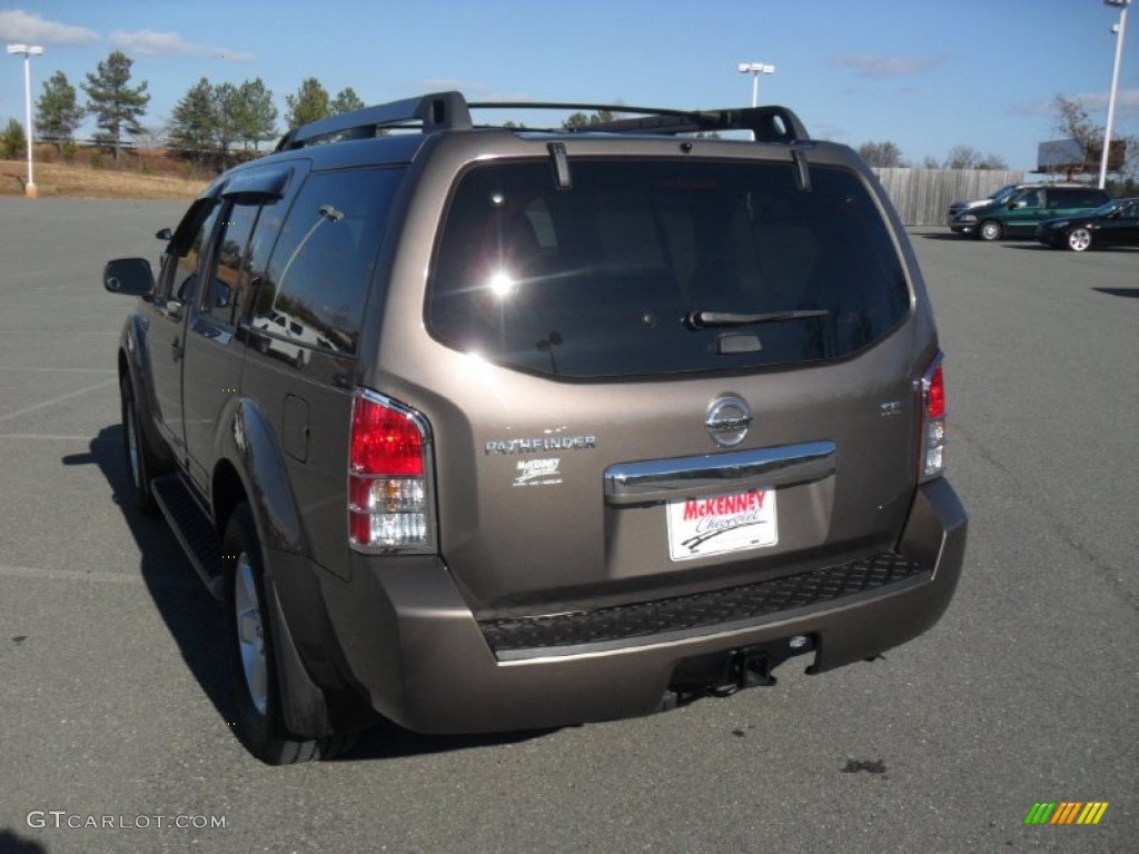 2008 Pathfinder SE - Mocha / Graphite photo #4