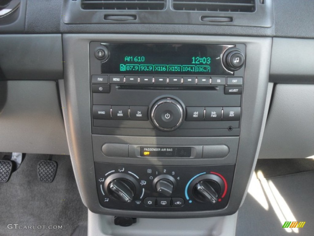 2009 Chevrolet Cobalt LS XFE Sedan Controls Photos