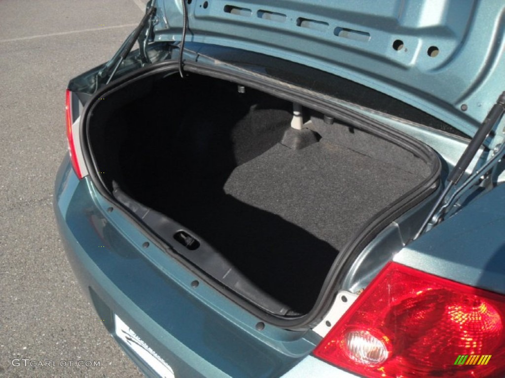 2009 Chevrolet Cobalt LS XFE Sedan Trunk Photos