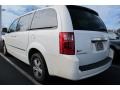 Stone White - Grand Caravan SXT Photo No. 3