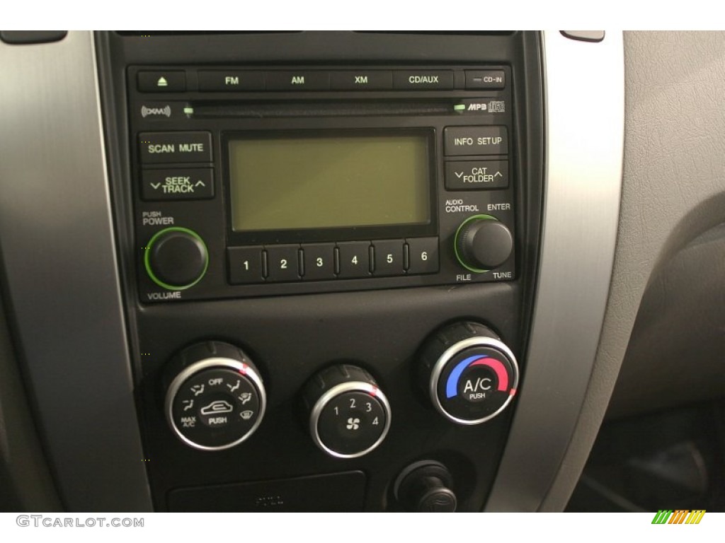 2009 Hyundai Tucson SE V6 Controls Photo #59631390
