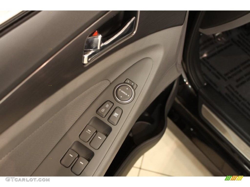 2011 Hyundai Sonata Hybrid Controls Photo #59631606