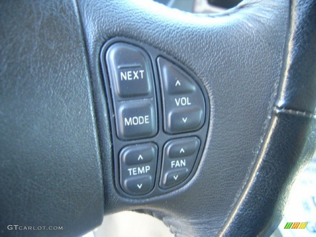 2007 Ford F250 Super Duty Lariat Crew Cab Controls Photo #59633640