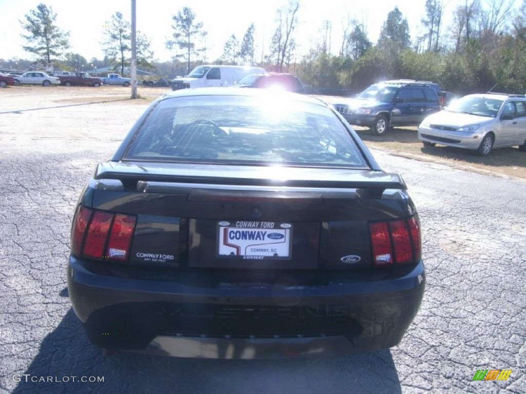 2002 Mustang V6 Coupe - Black / Dark Charcoal photo #6