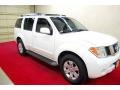 Avalanche White 2007 Nissan Pathfinder LE