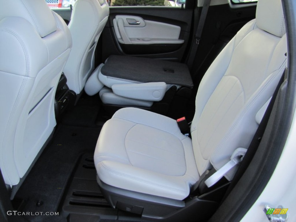 Light Gray/Ebony Interior 2011 Chevrolet Traverse LTZ AWD Photo #59635914