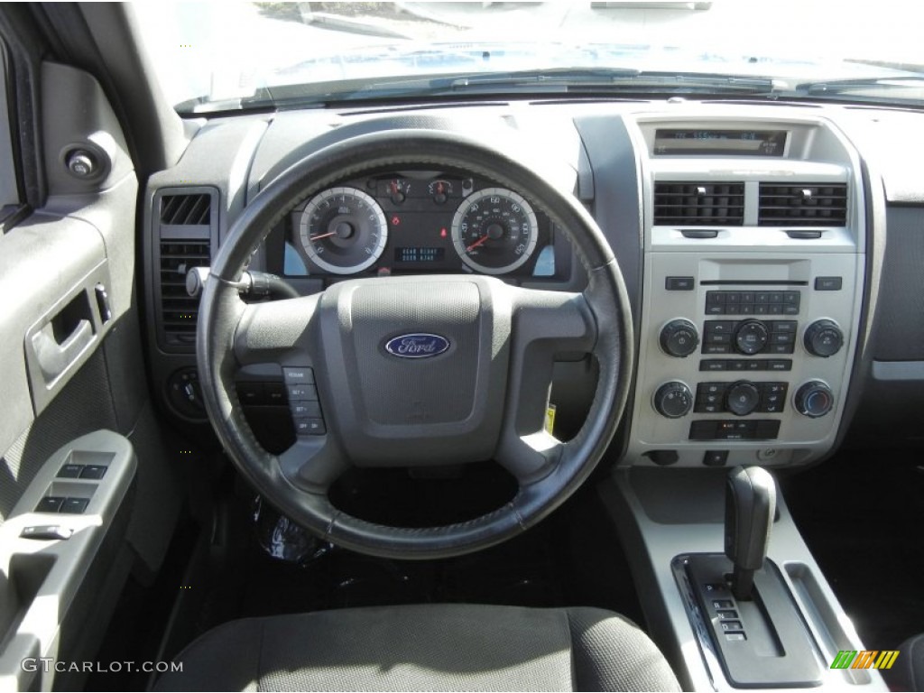 2009 Ford Escape XLT Charcoal Dashboard Photo #59636064