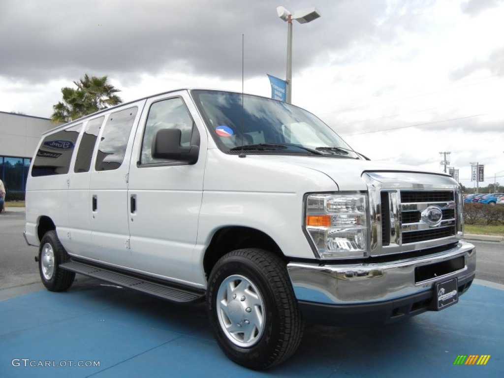 Oxford White 2011 Ford E Series Van E350 XLT Passenger Exterior Photo #59636157