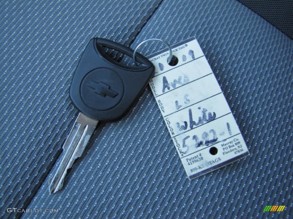 2009 Chevrolet Aveo Aveo5 LS Keys Photos