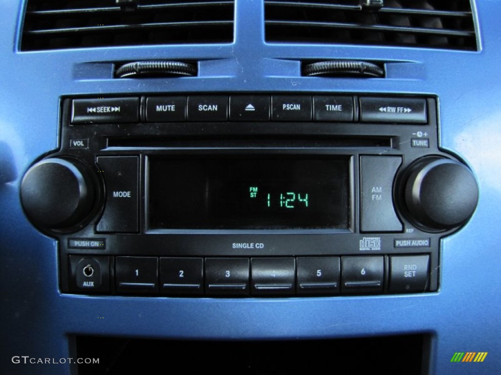 2007 Dodge Caliber SXT Audio System Photo #59636406
