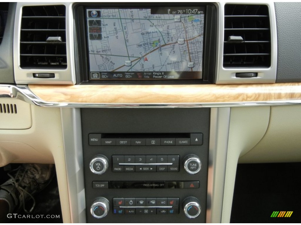 2012 Lincoln MKZ Hybrid Navigation Photos
