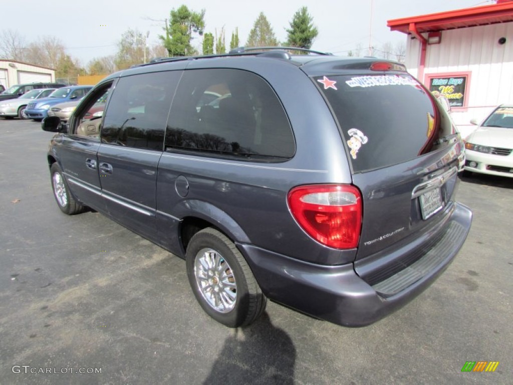 2001 Town & Country Limited - Steel Blue Pearl / Taupe photo #7