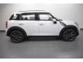 Light White - Cooper S Countryman Photo No. 2