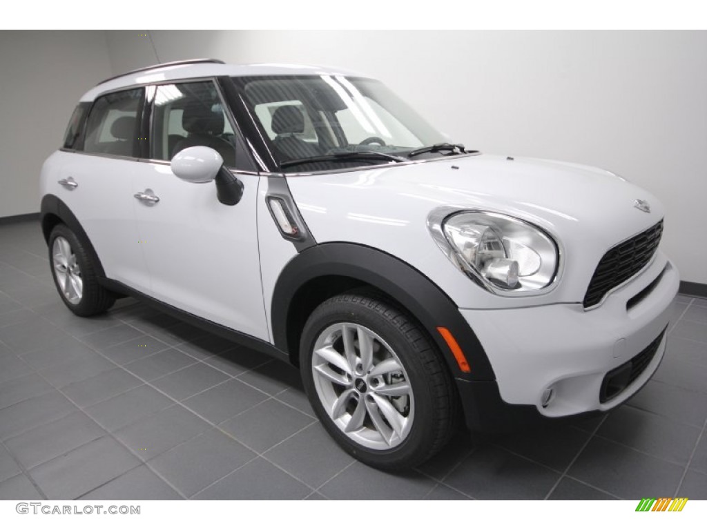 Light White 2012 Mini Cooper S Countryman Exterior Photo #59644685