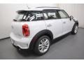 Light White - Cooper S Countryman Photo No. 9