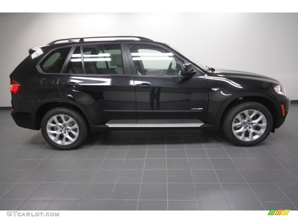 2012 X5 xDrive35i Premium - Black Sapphire Metallic / Oyster photo #2