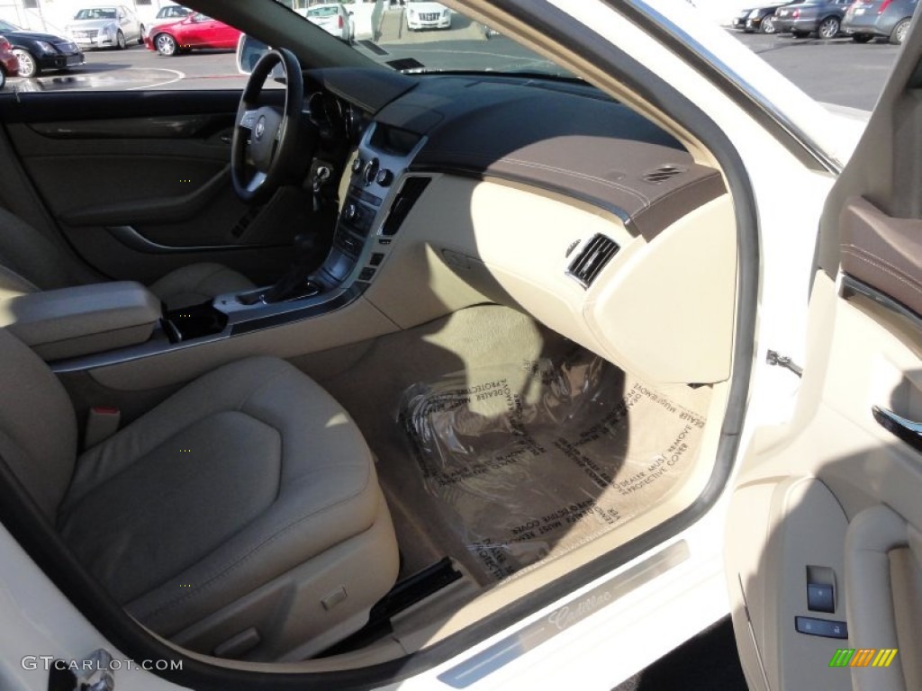 2009 CTS 4 AWD Sedan - White Diamond Tri-Coat / Cashmere/Cocoa photo #18