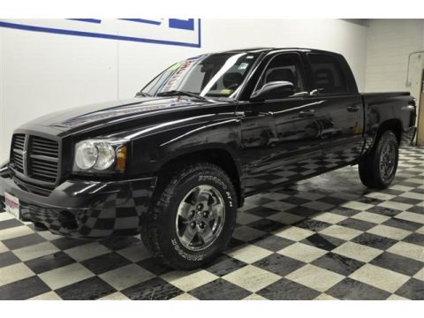 2006 Dodge Dakota Night Runner Club Cab Data, Info and Specs