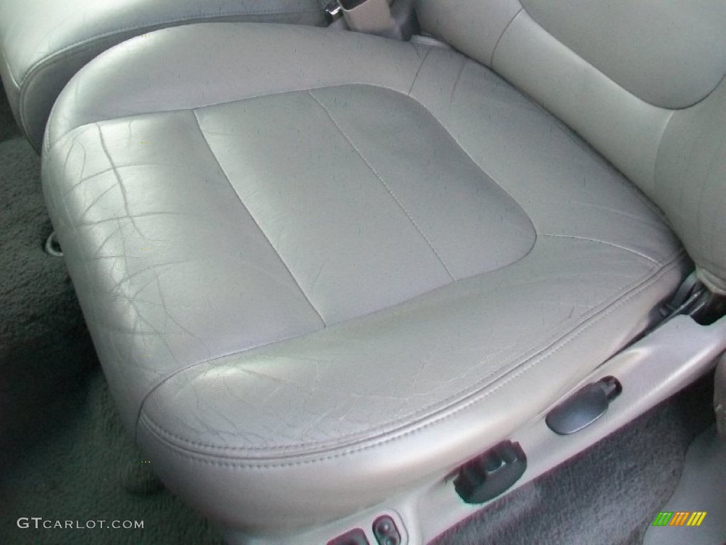 2002 F150 XLT SuperCrew 4x4 - Oxford White / Medium Graphite photo #10