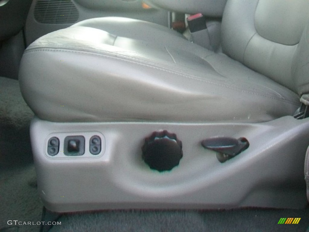 2002 F150 XLT SuperCrew 4x4 - Oxford White / Medium Graphite photo #12