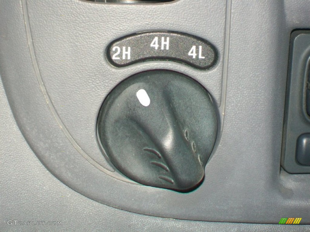 2002 F150 XLT SuperCrew 4x4 - Oxford White / Medium Graphite photo #18