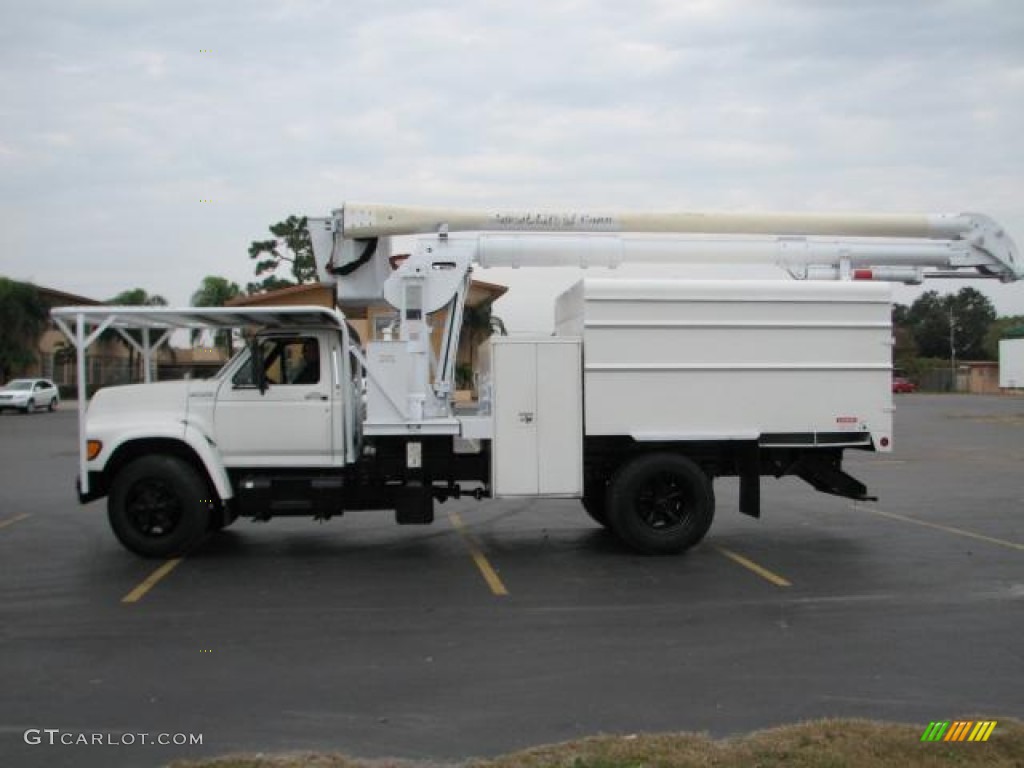 White 1998 Ford F800 Regular Cab Utility Bucket Truck Exterior Photo #59653400