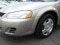 Light Almond Pearl Metallic - Stratus SE Sedan Photo No. 4