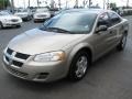 Light Almond Pearl Metallic - Stratus SE Sedan Photo No. 5