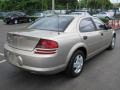 Light Almond Pearl Metallic - Stratus SE Sedan Photo No. 8