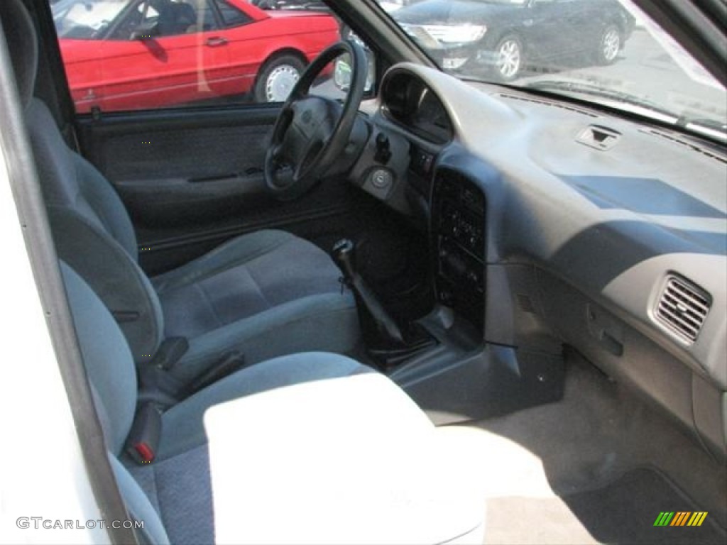 1997 Sportage  - Crystal White / Gray photo #11