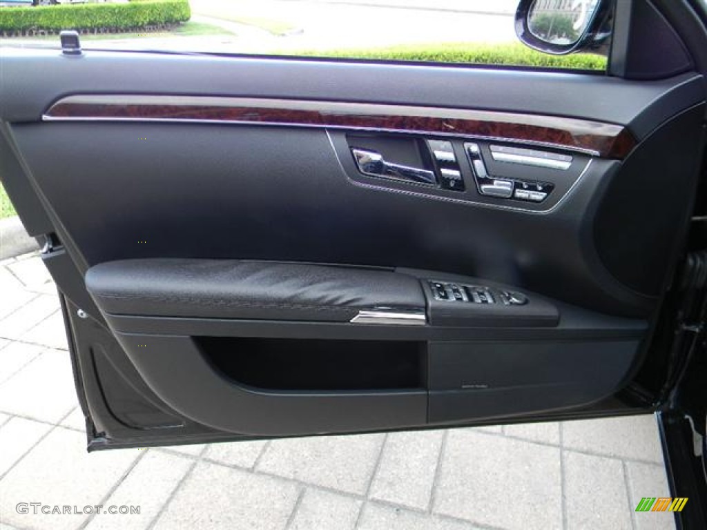 2009 Mercedes-Benz S 550 Sedan Door Panel Photos