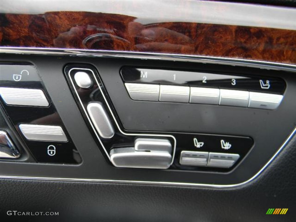 2009 Mercedes-Benz S 550 Sedan Controls Photo #59656106