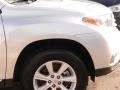 2011 Classic Silver Metallic Toyota Highlander SE 4WD  photo #28
