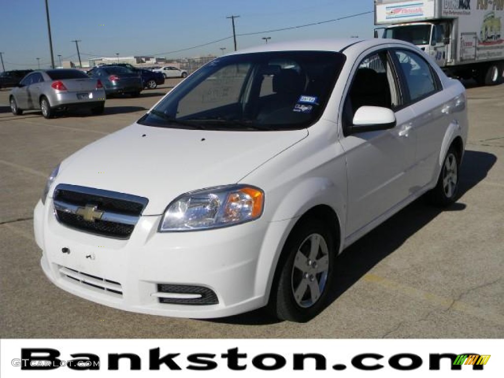 2010 Aveo LT Sedan - Summit White / Charcoal photo #1
