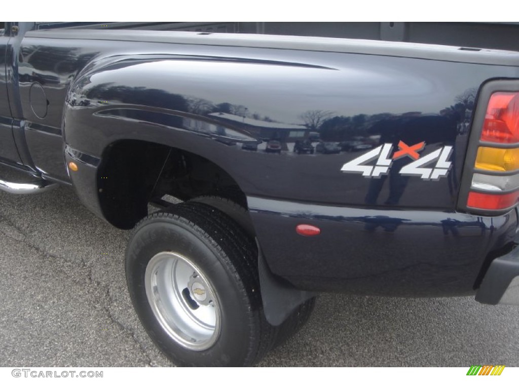 2006 Silverado 3500 LT Crew Cab 4x4 Dually - Dark Blue Metallic / Dark Charcoal photo #7