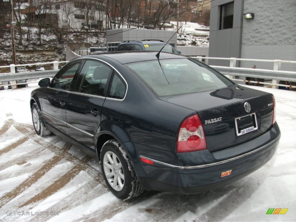 2004 Passat GLS 4Motion Sedan - Blue Graphite Metallic / Anthracite photo #9