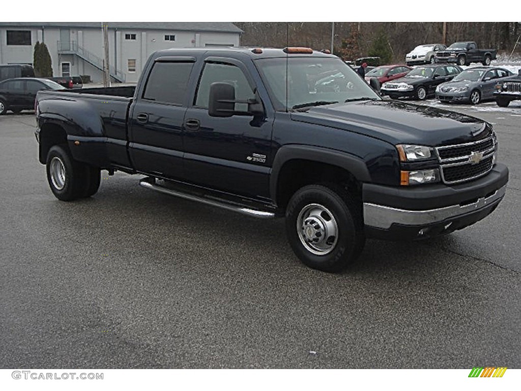 2006 Silverado 3500 LT Crew Cab 4x4 Dually - Dark Blue Metallic / Dark Charcoal photo #42