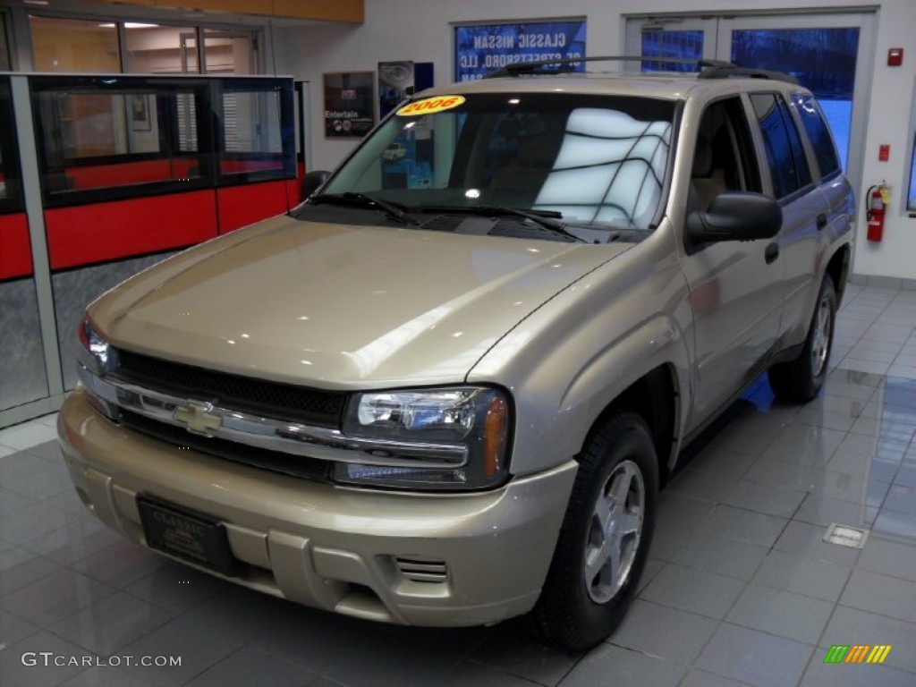 Sandstone Metallic Chevrolet TrailBlazer