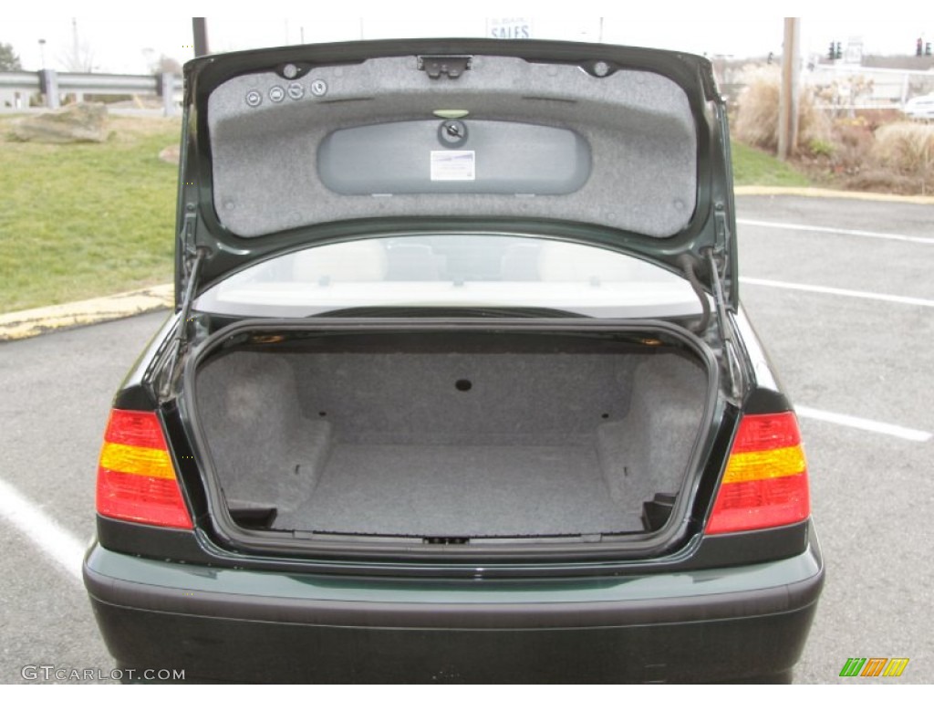 2002 BMW 3 Series 325xi Sedan Trunk Photo #59663283