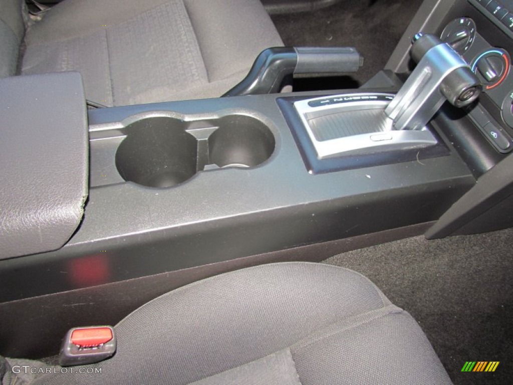 2007 Mustang V6 Deluxe Convertible - Torch Red / Dark Charcoal photo #18