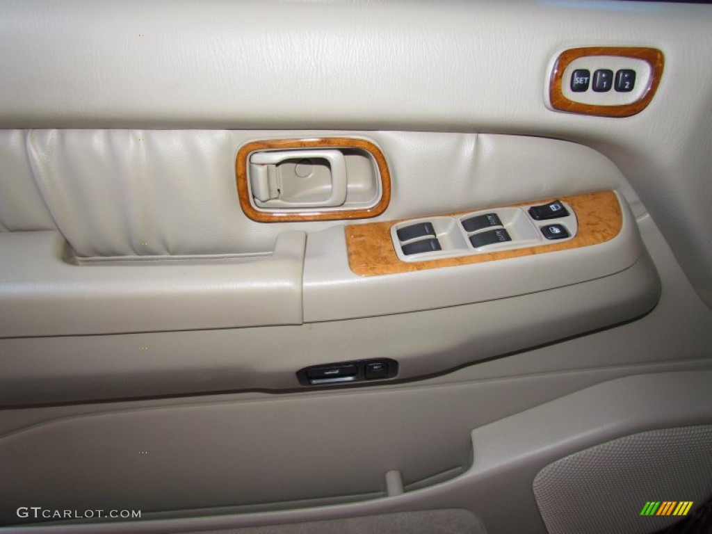 2001 QX4  - Burgundy Metallic / Stone Beige photo #12