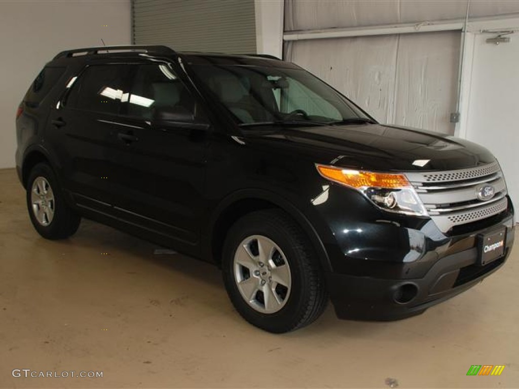 2012 Explorer FWD - Tuxedo Black Metallic / Medium Light Stone photo #3