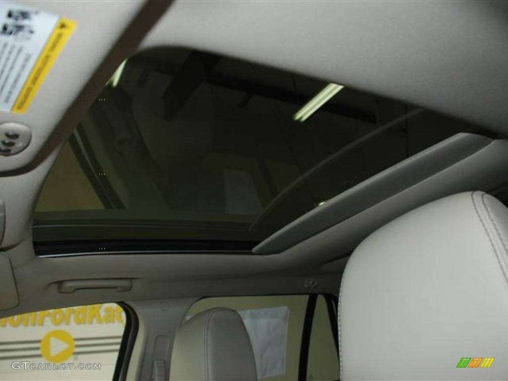 2012 Edge Limited EcoBoost - White Platinum Metallic Tri-Coat / Medium Light Stone photo #18