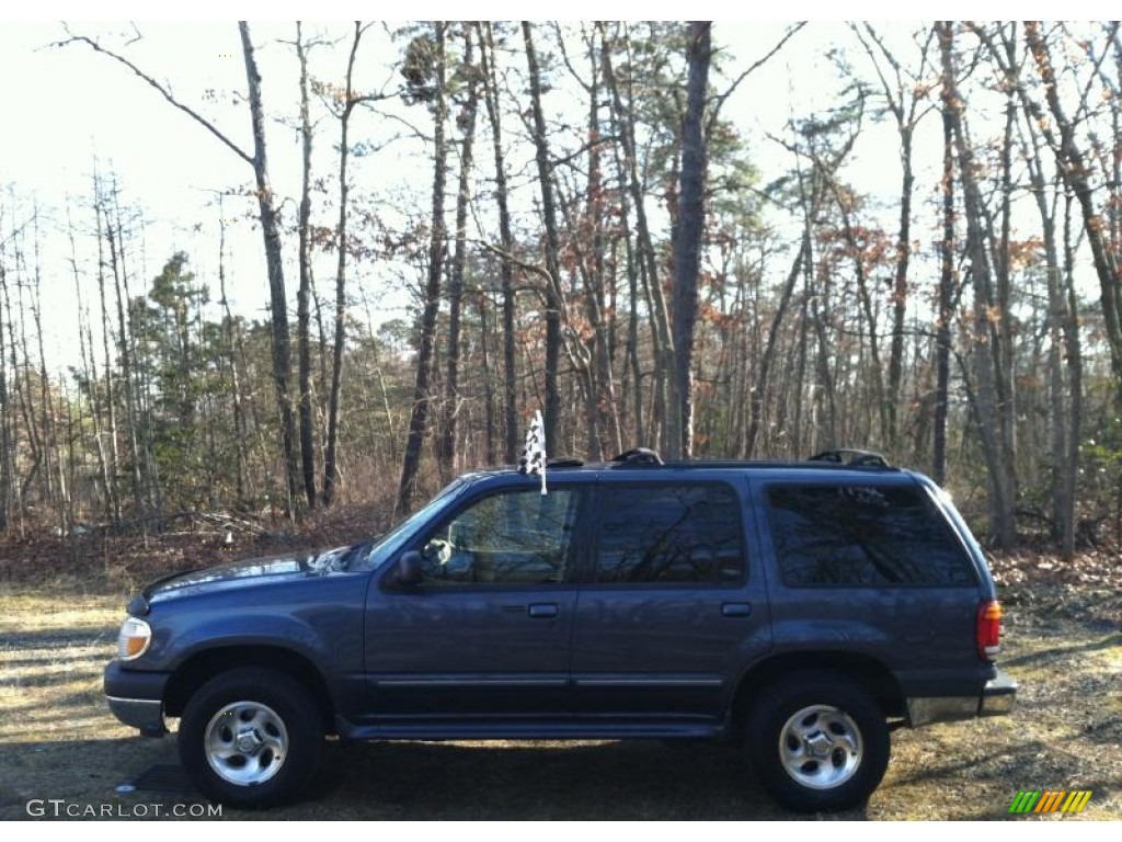 2000 Explorer XLT 4x4 - Medium Wedgewood Blue Metallic / Medium Prairie Tan photo #4