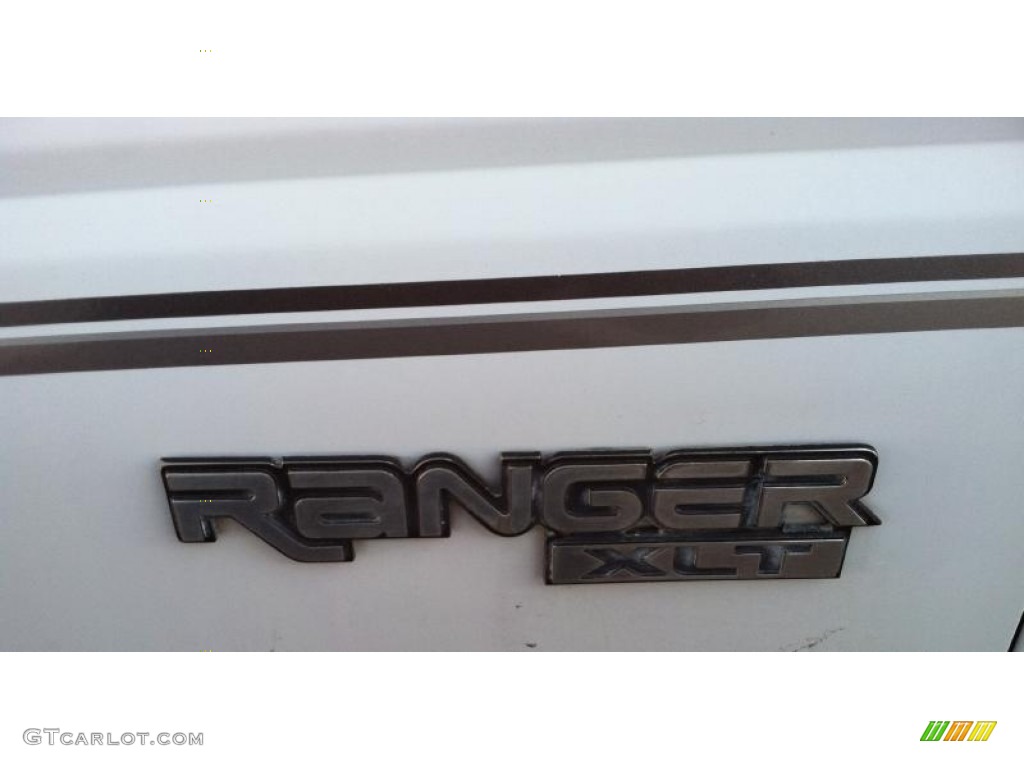 1993 Ford Ranger XLT Extended Cab Marks and Logos Photos