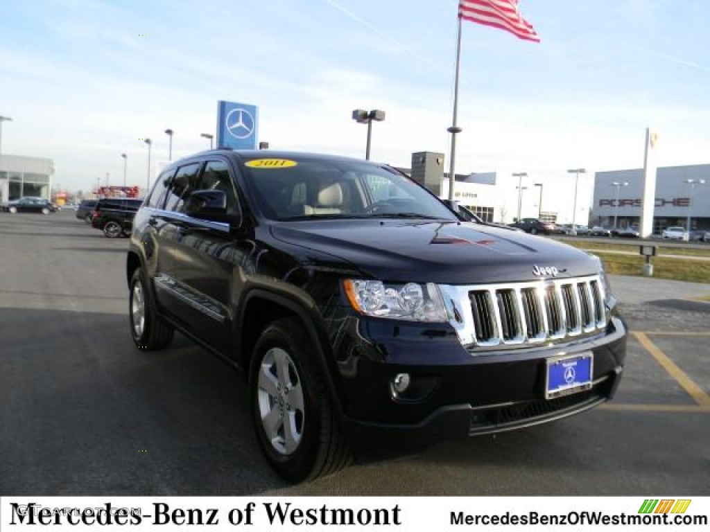 2011 Grand Cherokee Laredo X Package 4x4 - Blackberry Pearl / Dark Graystone/Medium Graystone photo #1