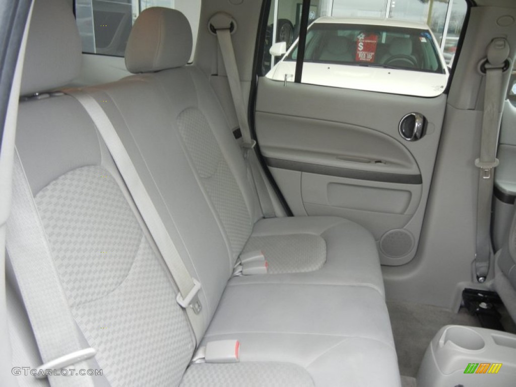 2011 HHR LT - Arctic Ice White / Gray photo #8